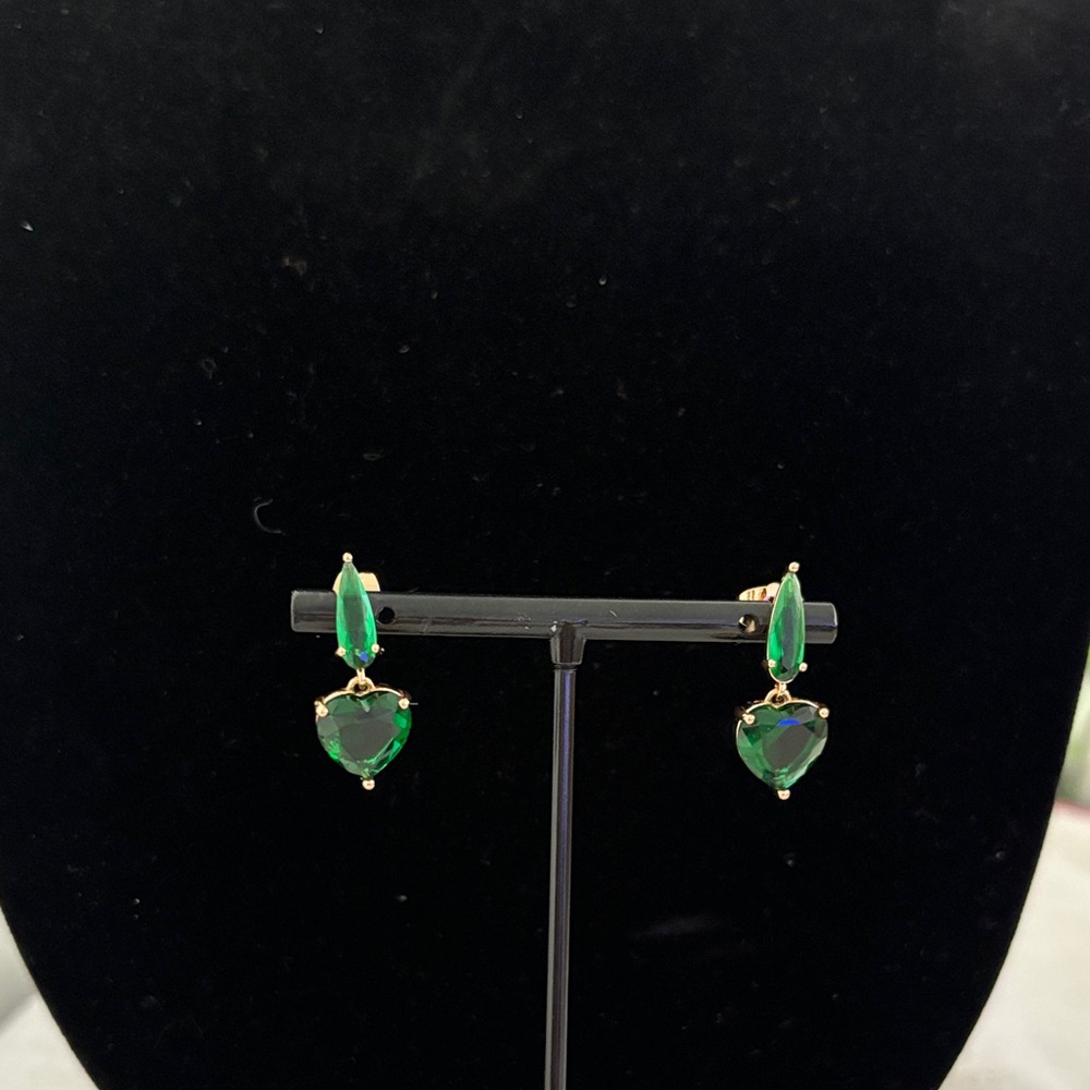 Elegant Green Drop Earrings